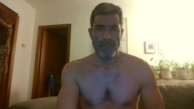 hotreds webcam model stream image