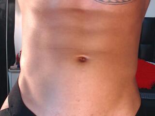 Harley Moore webcam model stream image