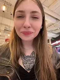 Sunny___Bunny webcam stripchat model stream image