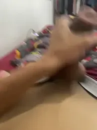 7_see_7 webcam stripchat model stream image