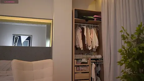 LexieLoree webcam model stream image