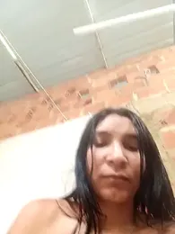 chikivivi- webcam model stream image