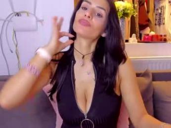 alphaqueenx webcam model stream image