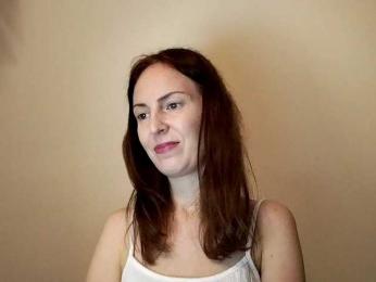 AnnaDear webcam bongacams model stream image