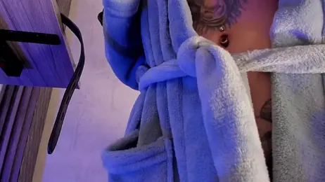 selene_red_ webcam stripchat model stream image