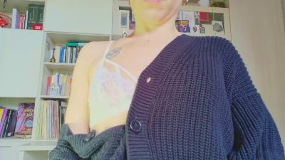 charlottepetit2 webcam model stream image