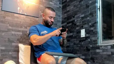 BruceDallas webcam model stream image