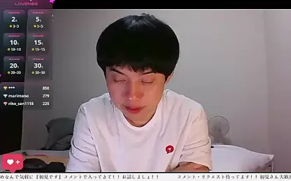 whitebriefboy webcam model stream image