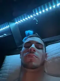 daddyshomeee_ webcam model stream image