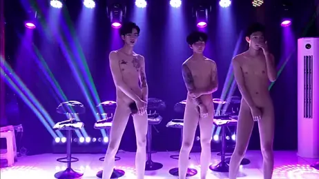 AOA-MIC webcam stripchat model stream image