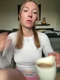 BunnyDiamond1 webcam stripchat model stream image