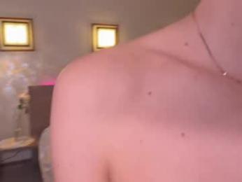 roselyn_rose webcam chaturbate model stream image