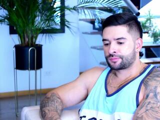 Lukhas webcam flirt4free model stream image