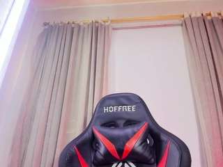 aleja-hill webcam model stream image