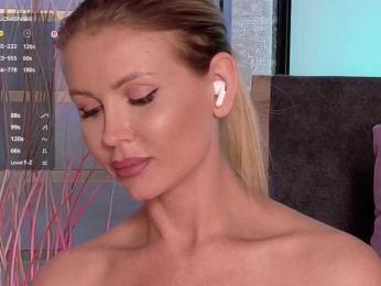 __Emmi__ webcam bongacams model stream image