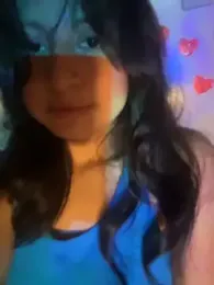 Noamilk webcam model stream image