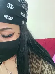 mari_layali webcam stripchat model stream image