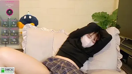 SUZU_ webcam model stream image