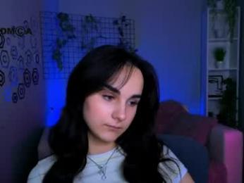 ariana_ross7 webcam model stream image