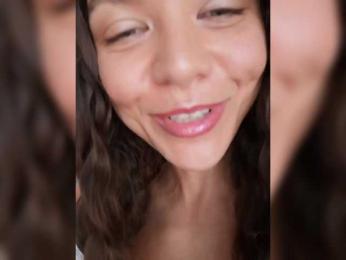 Malisha8 webcam model stream image