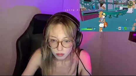 ReenKitty webcam stripchat model stream image