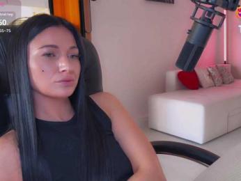 _UkRaiNo4Ka_ webcam model stream image