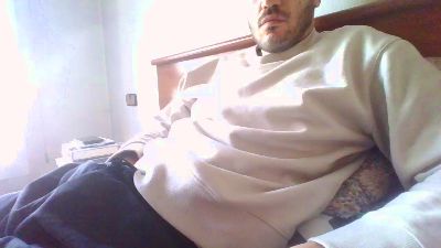 Alvarobcn34 webcam model stream image