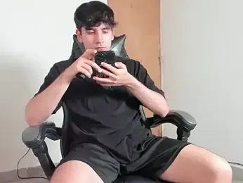 leo030809 webcam model stream image