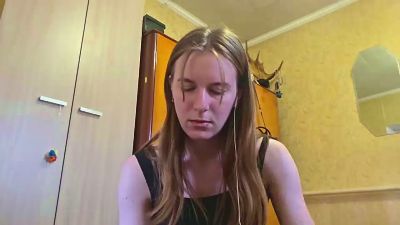 MaraNoonan webcam model stream image