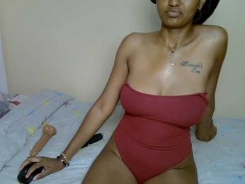 BunnyBlisss webcam model stream image