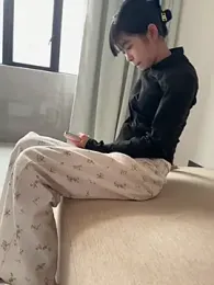 TOP_ping webcam model stream image