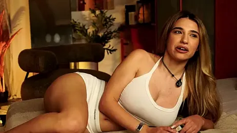 ItalianGirl webcam stripchat model stream image