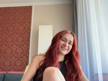 SweetQueen11 webcam model stream image