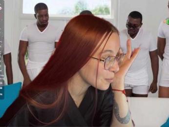 Kushina webcam model stream image