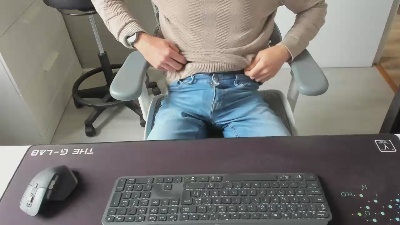 CurieuxDu47 webcam model stream image