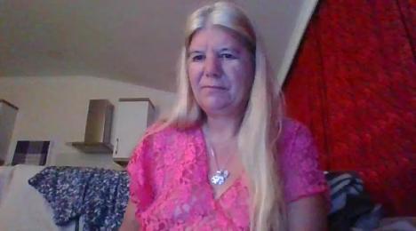 TrustfulVampire1 webcam model stream image