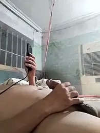 Tinh_love webcam model stream image