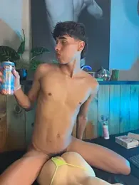 andrewortix webcam model stream image