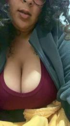 Violettom_ webcam model stream image