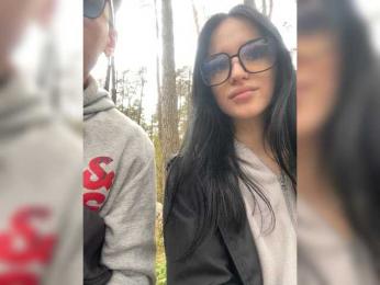 leocouple webcam model stream image