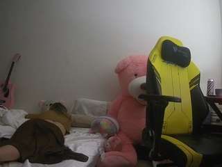 voyeurcam-sexy-little-ana-01 webcam model stream image