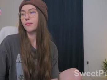 sweetpulse_ webcam model stream image