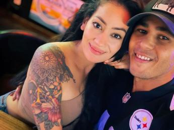 WolfCouple webcam livejasmin model stream image