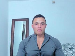 Levi Shane webcam model stream image