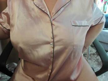 Alyssia webcam model stream image