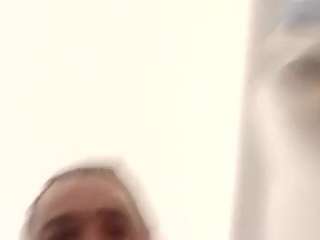 ilikehugeboobs361 webcam model stream image