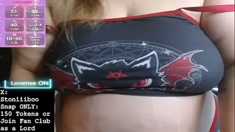 Stoniiiboo webcam stripchat model stream image