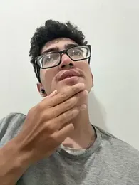 TylerWhite_ webcam model stream image