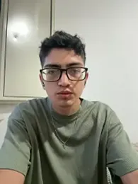 TylerWhite_ webcam model stream image