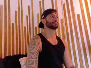 Yorby Maxx webcam model stream image